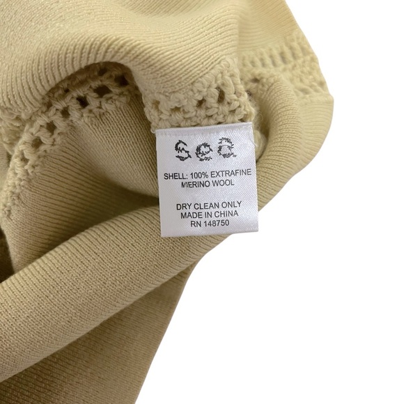 Sea New York The Riverlane Syble Pointelle Short Sleeve
Sweater Yellow Large NWT - Picture 12 of 16